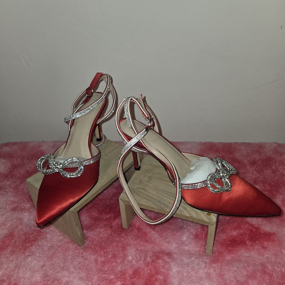 Elegant Red Satin Women's Heels with Rhinestone Bow
